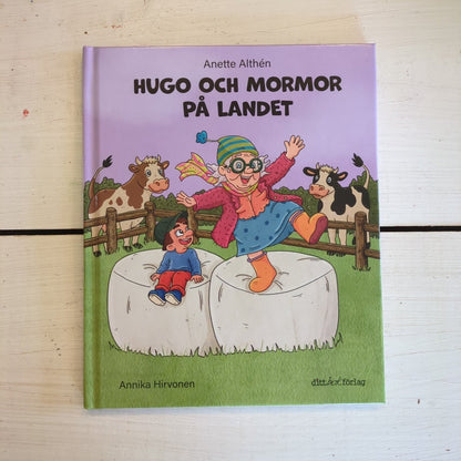 Hugo och Mormor - Böcker med lokal anknytning - Väderstads Leksaker