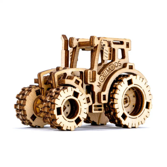 Traktor - 3D-modell i laserskuret trä - Väderstads Leksaker